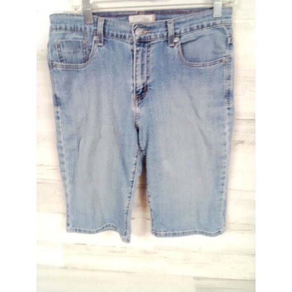 Women's Levi Shorts Style 515 Size 8 Y2K - Picture 10 of 10
